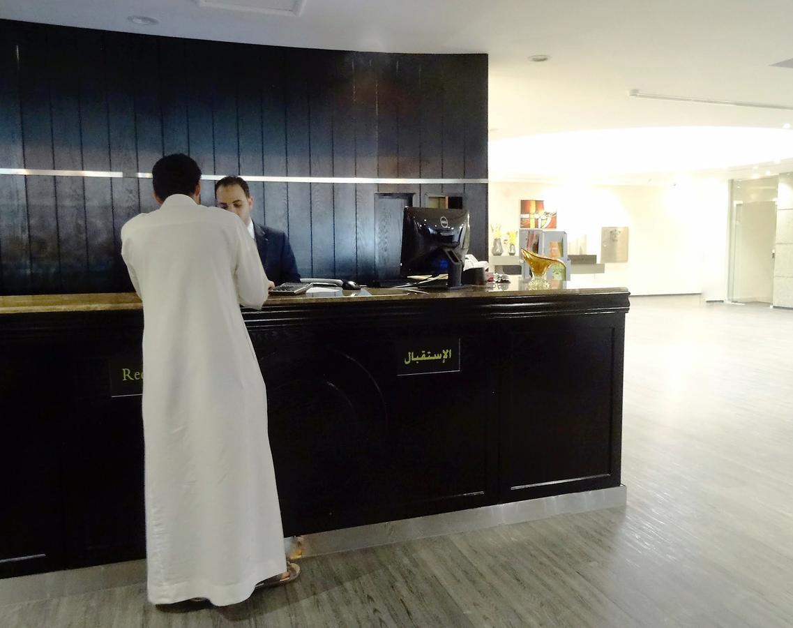 Dar Hashim Hotel Suites - Al Sahafa Эр-Рияд Экстерьер фото